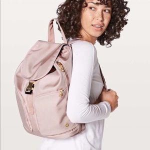 lululemon backpack (NWOT)
